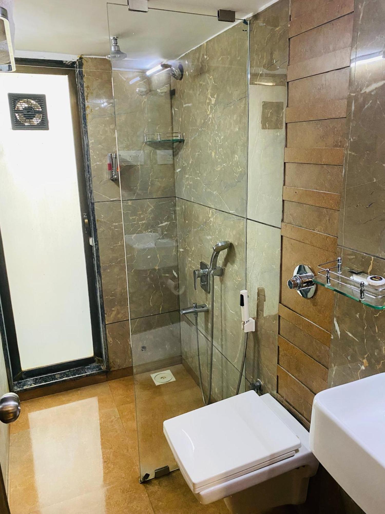 Mumbai House Luxury Apartments Santacruz East, Bombaj Zewnętrze zdjęcie