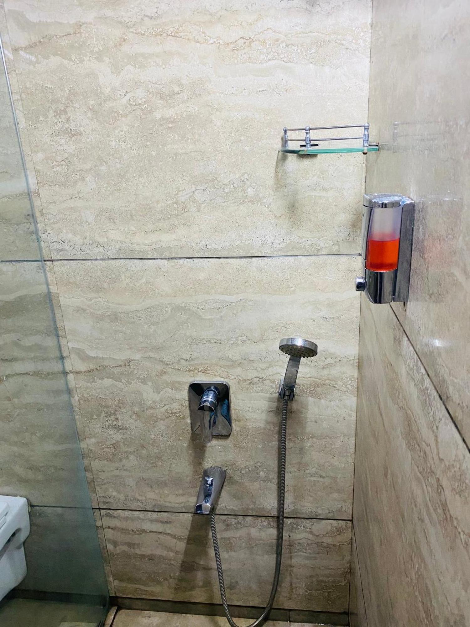 Mumbai House Luxury Apartments Santacruz East, Bombaj Zewnętrze zdjęcie