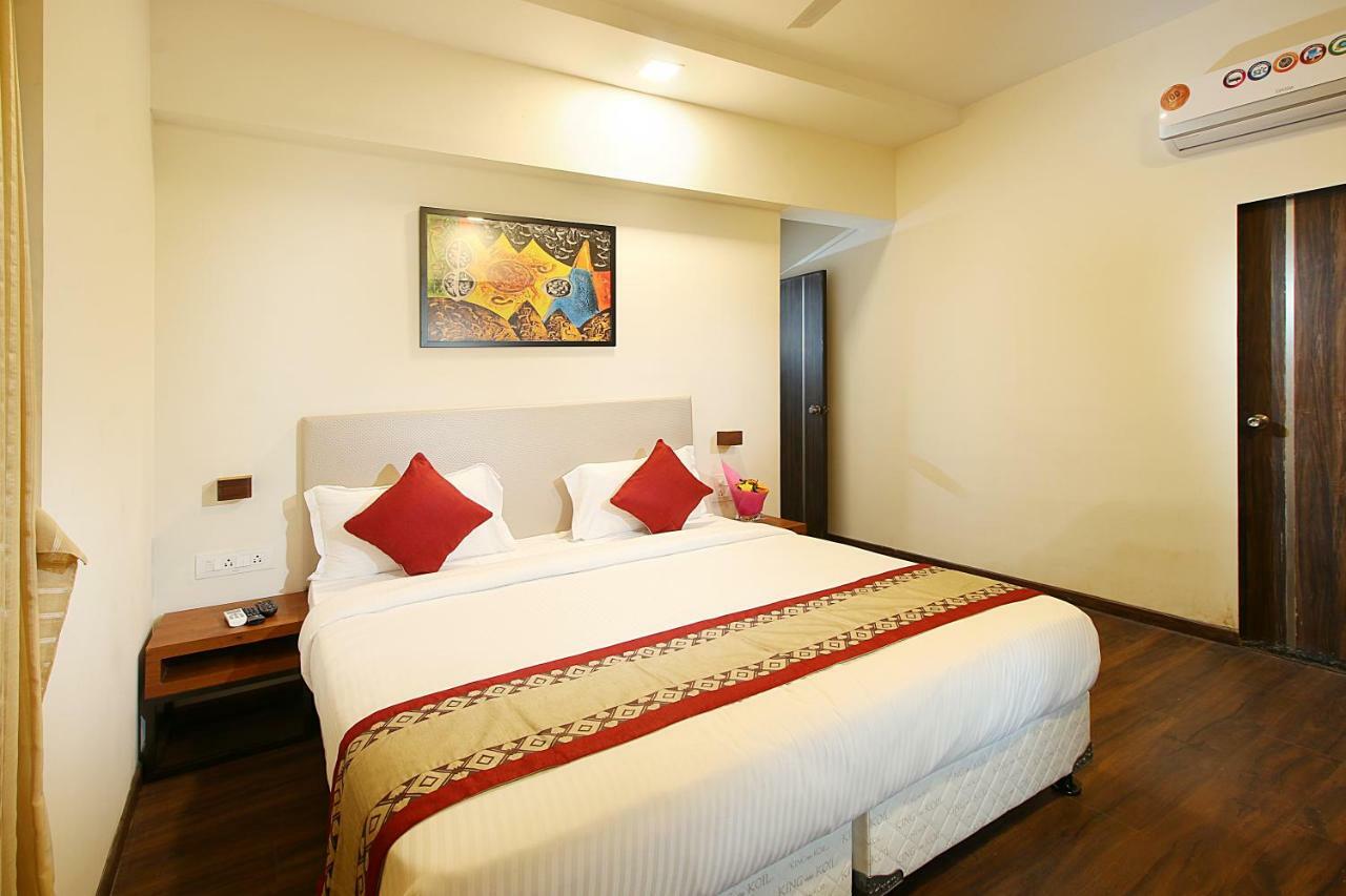 Mumbai House Luxury Apartments Santacruz East, Bombaj Zewnętrze zdjęcie
