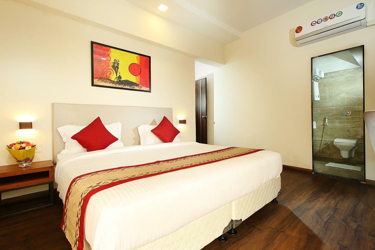 Mumbai House Luxury Apartments Santacruz East, Bombaj Zewnętrze zdjęcie