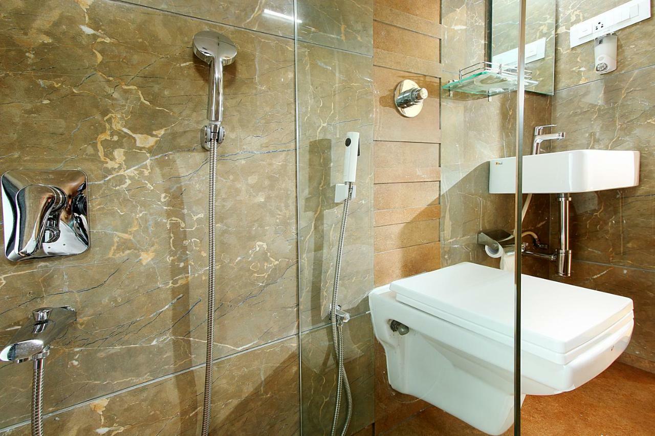 Mumbai House Luxury Apartments Santacruz East, Bombaj Zewnętrze zdjęcie
